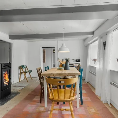 2 Bedroom Stunning In * Hojer