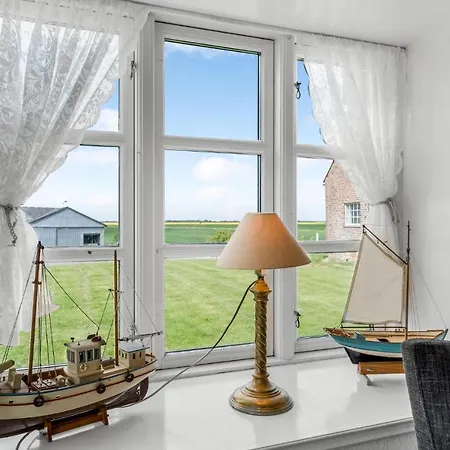 Holiday home 2 Bedroom Stunning In *